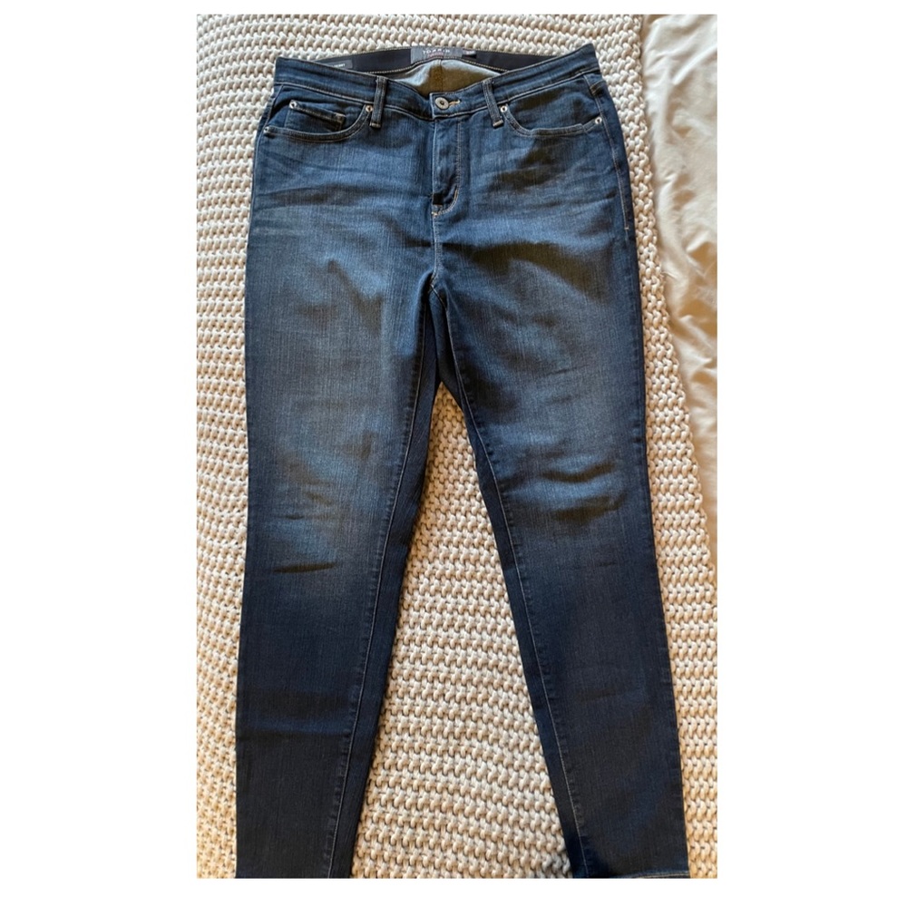 Torrid Sky High Skinny jean in 16T, EUC